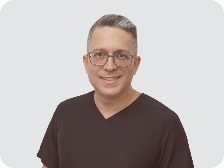 Dr. Jonás Darias